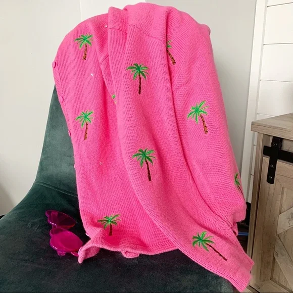 Embroidered palm trees on pink cardigan - Picture 7 of 8